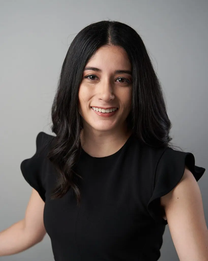  Laura Fernández